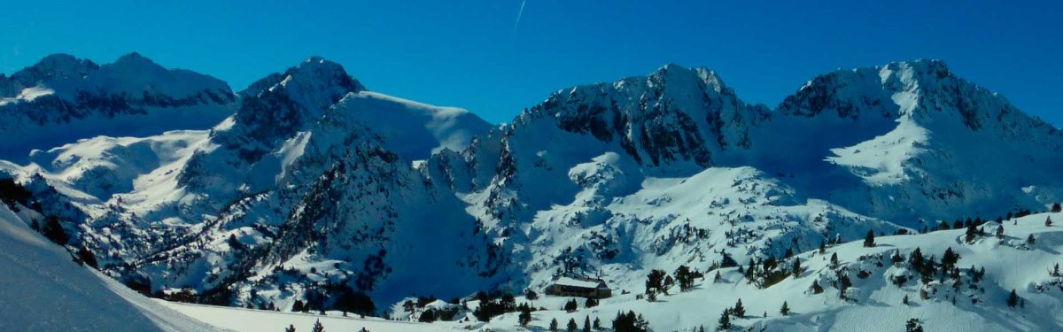 ascensiones con crampones por el pirineo catalán y aragonés