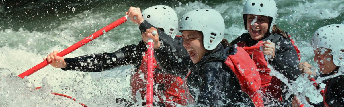 rafting en noguera pallaresa con intrepid kayaks