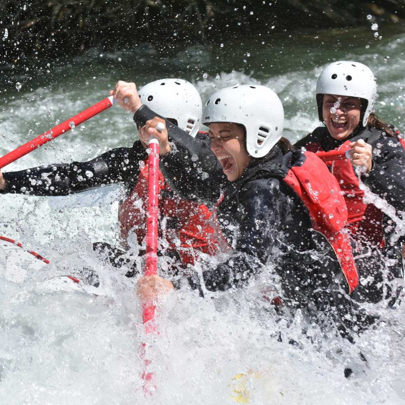 vive tu aventura rafting mont rebei