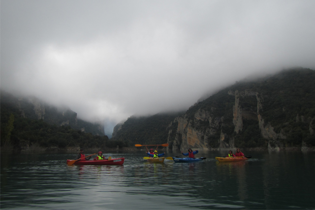 Hacer Kayak en invierno en mont-Rebei
